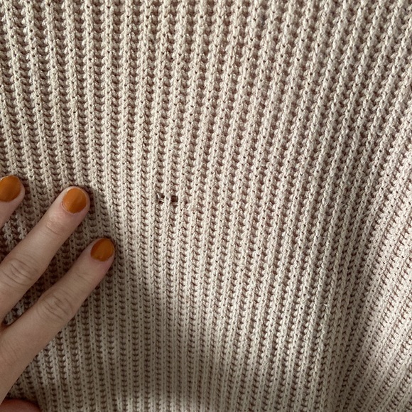 Brandy Melville Knit Sweater - Picture 2 of 2